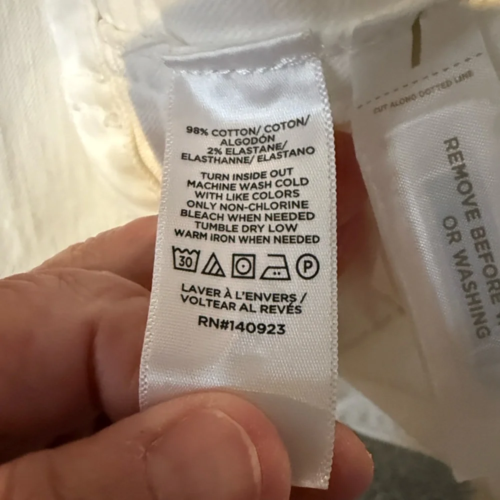 LOFT White button up Jean Jacket. Size Large - Picture 7 of 7